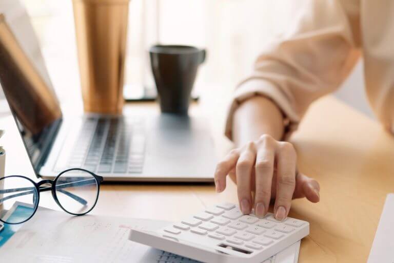 close-up-view-of-bookkeeper-or-financial-inspector